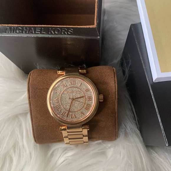 Michael Kors Accessories - Michael Kors Skylar Rose Gold Watch
